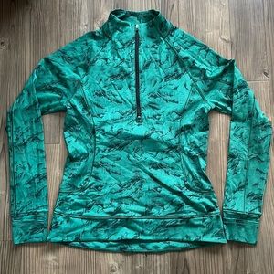 NWOT Athleta Printed Half Zip Pullover